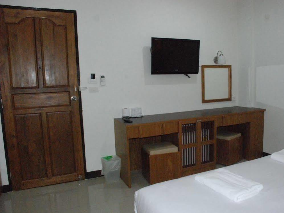 Ud Residence Udon Thani Esterno foto