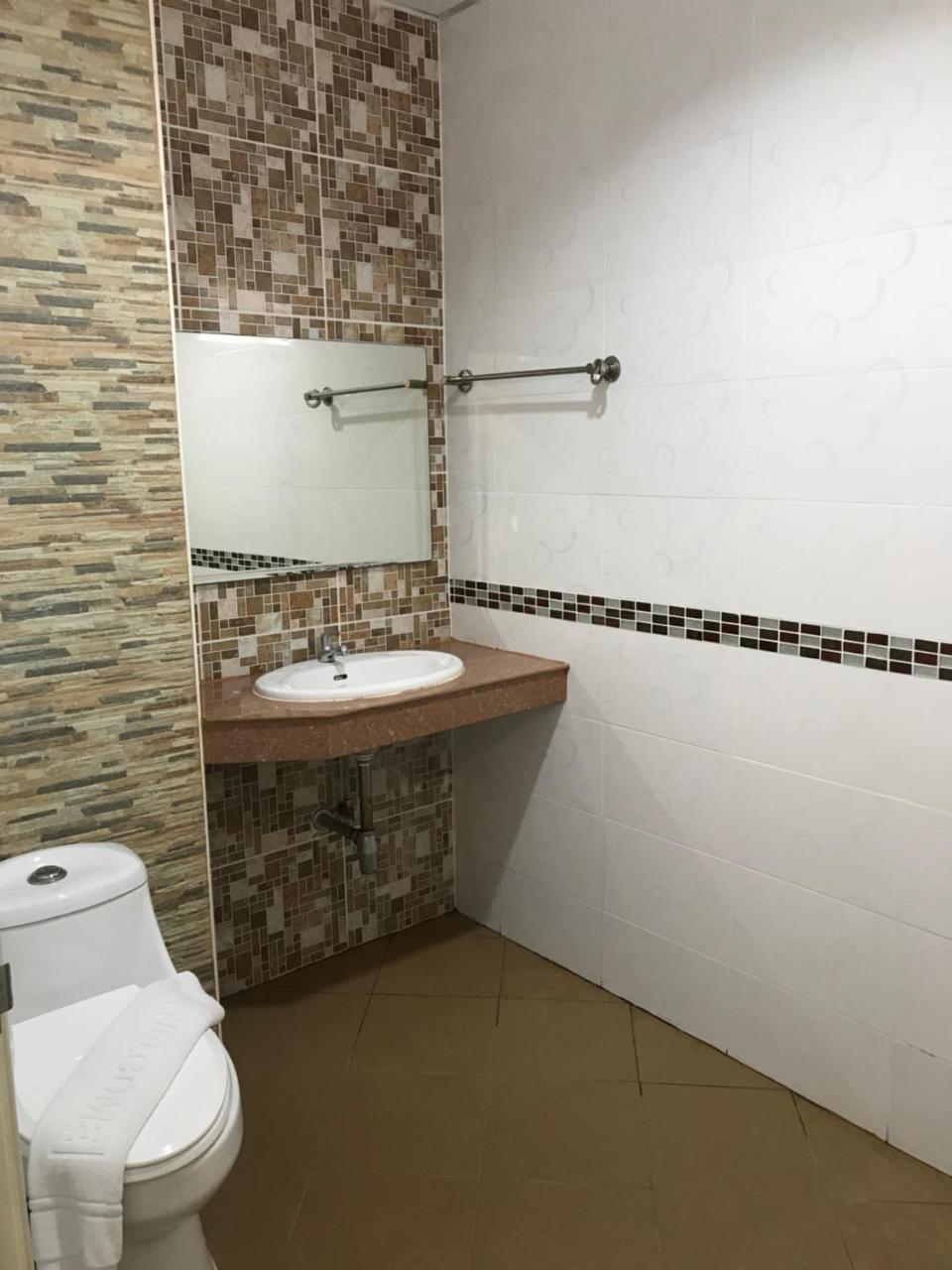 Ud Residence Udon Thani Esterno foto